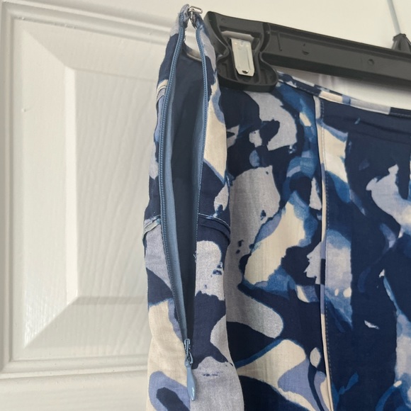 Ann Taylor Beautiful Skirt - Picture 5 of 8